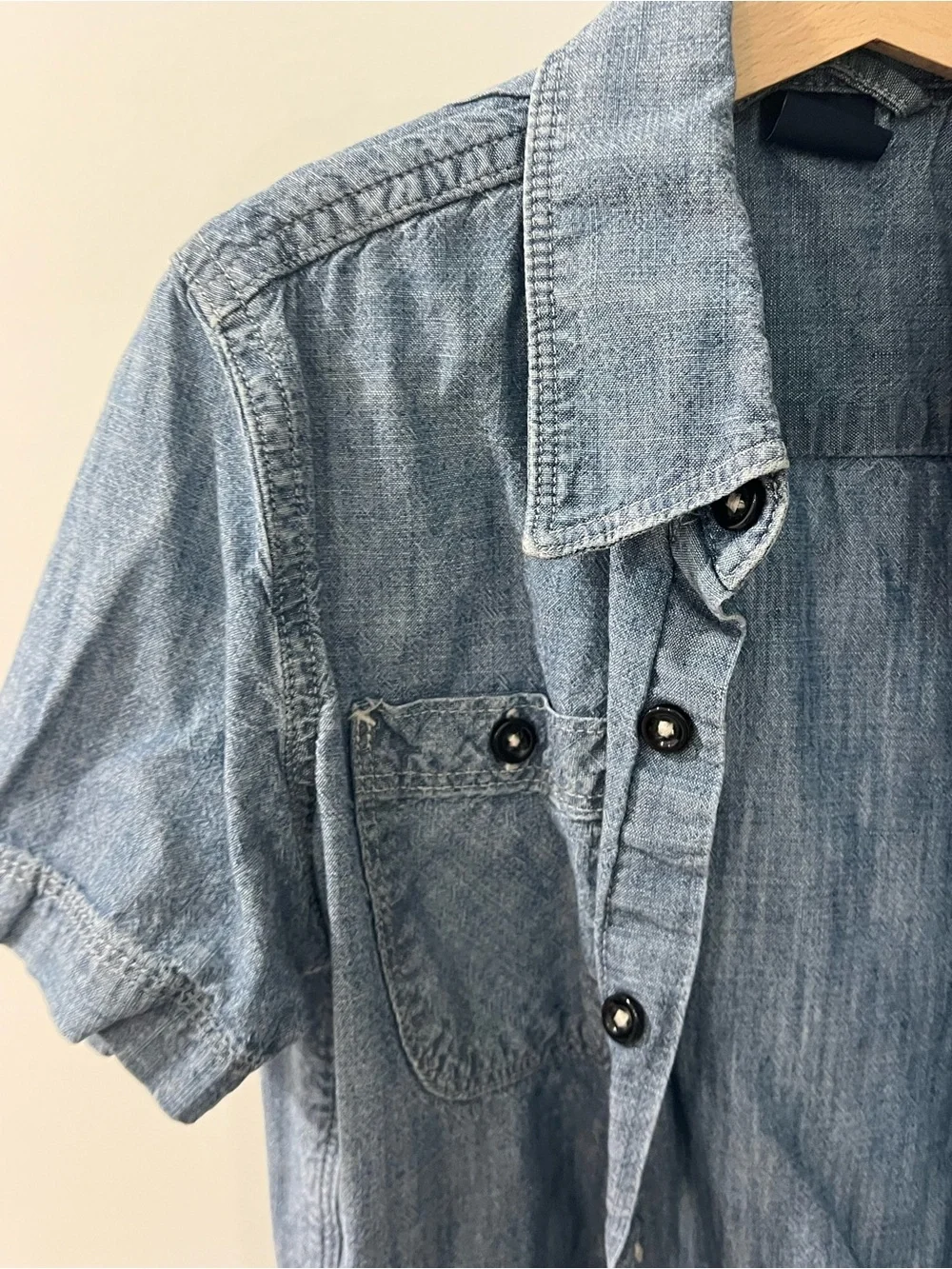 GAP Short-Sleeve Denim Button-Down Shirt - Blue